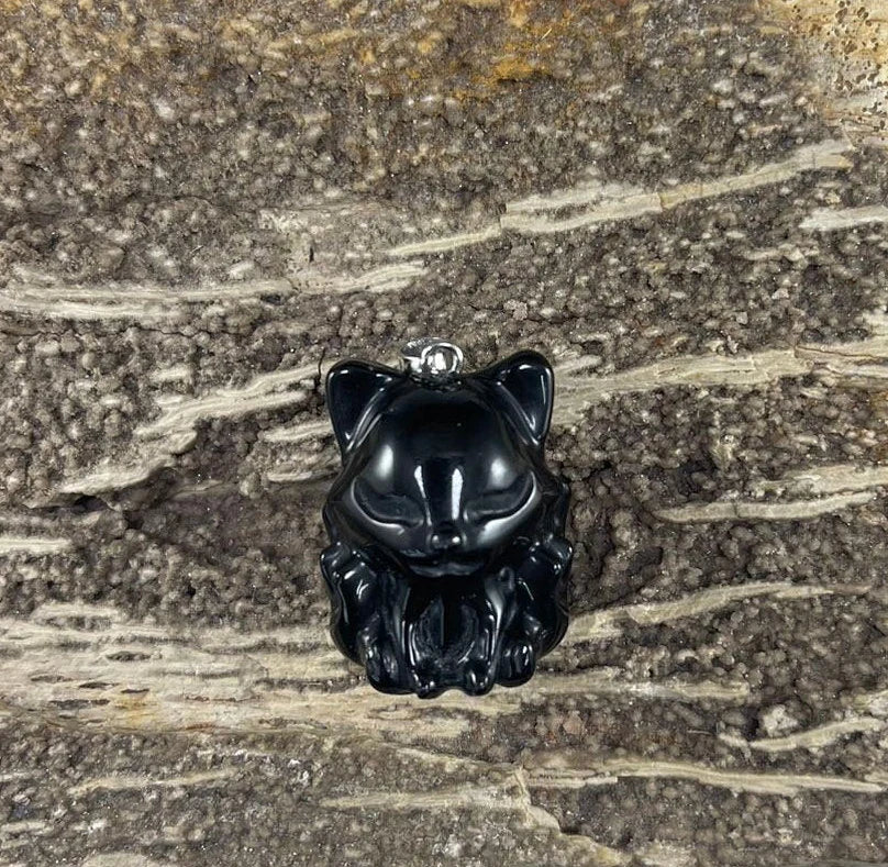 9 Tail Fox Gemstone Pendant 23x31mm